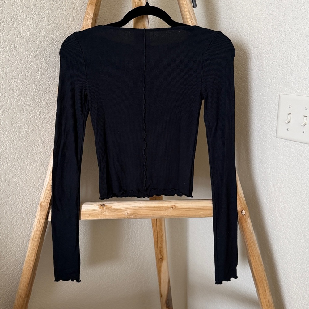 Abercrombie & Fitch Black Scalloped Ribbed Long Sleeve Top Soft A&F Collection - Picture 4 of 4